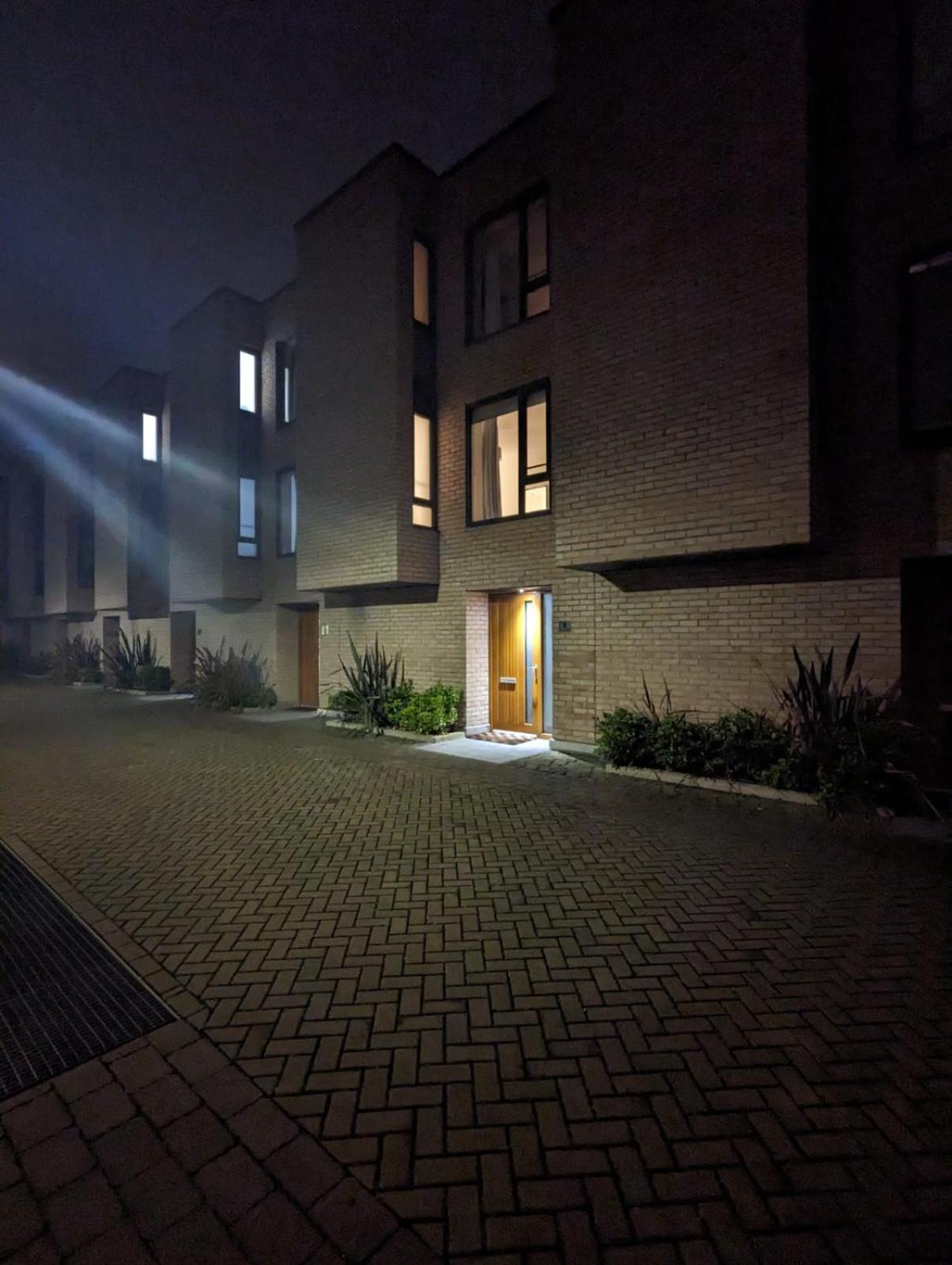 Apartmán Luxurious & Modern Townhouse In Hammersmith Londýn Exteriér fotografie