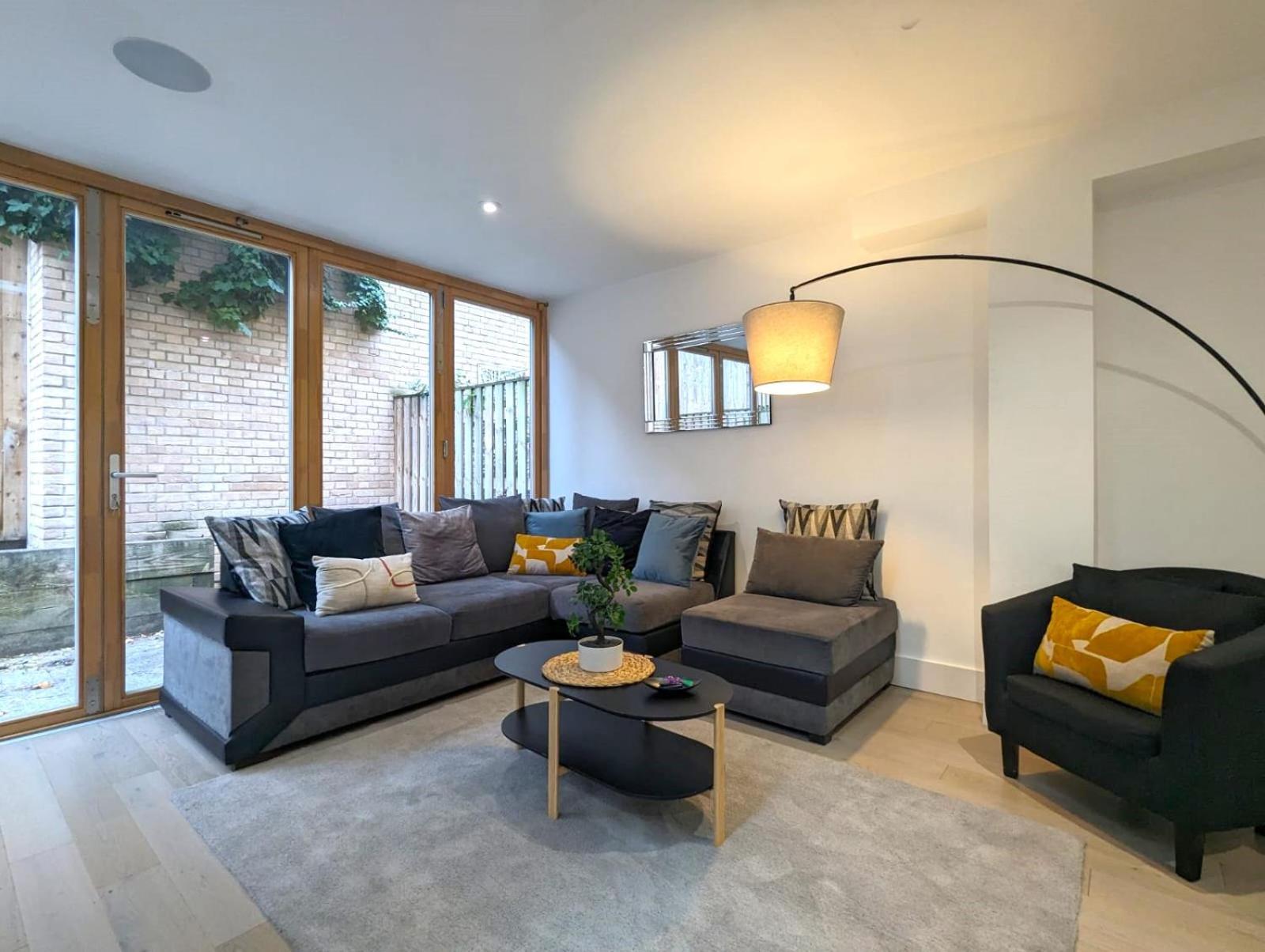 Apartmán Luxurious & Modern Townhouse In Hammersmith Londýn Exteriér fotografie